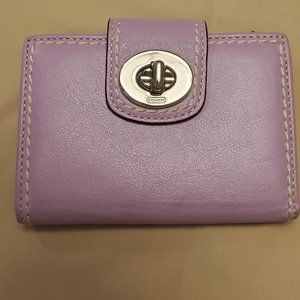 Adorable Vintage Coach Wallet